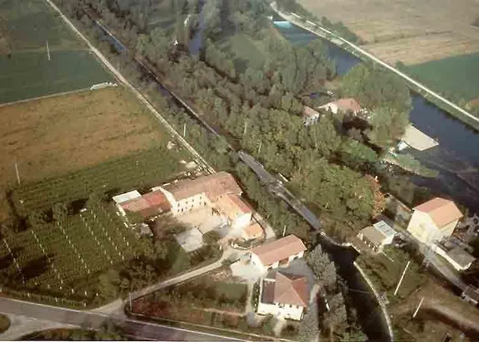 Corte Canale Virgilio Volta Mantovana